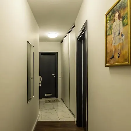 прекрасен деси 3 в нова сграда *