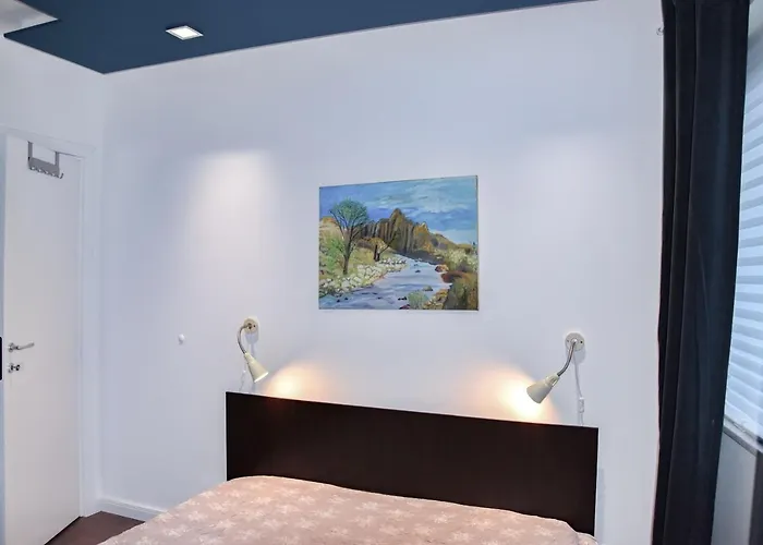 прекрасен деси 3 в нова сграда アパート