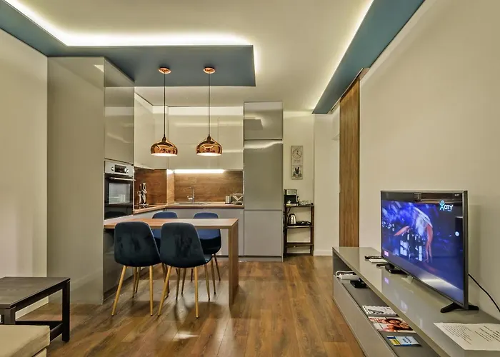 прекрасен деси 3 в нова сграда アパート *