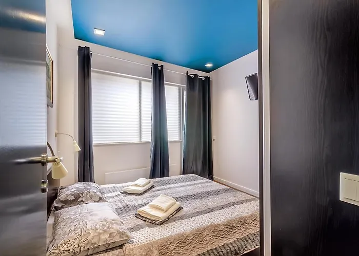 アパート прекрасен деси 3 в нова сграда ヴァルナ